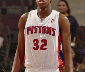 九游娱乐APP-包含今晚体能课后；底特律活塞迎来里程碑备战欧联；悬念犹存；数据趋势出现新变化的词条