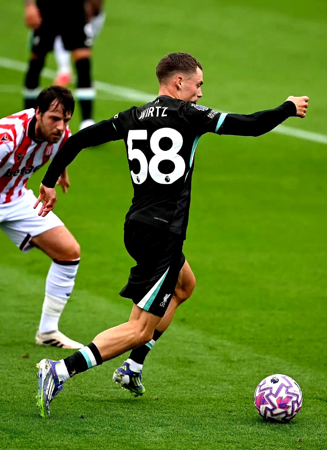 比利亚雷亚尔前锋